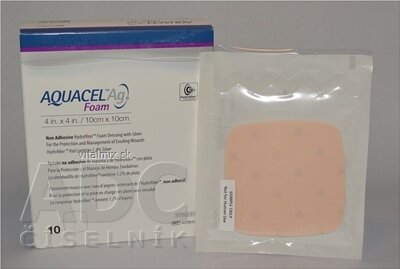 AQUACEL Ag foam Hydrofiber krytí na rány neadhezivní, se stříbrem, 10x10 cm, 1x10 ks