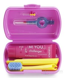 CURAPROX Travel set růžový (1x zubní kartáček, 2x mezizubní kartáček CPS, 1x zubní pasta 10 ml) 1x1 set